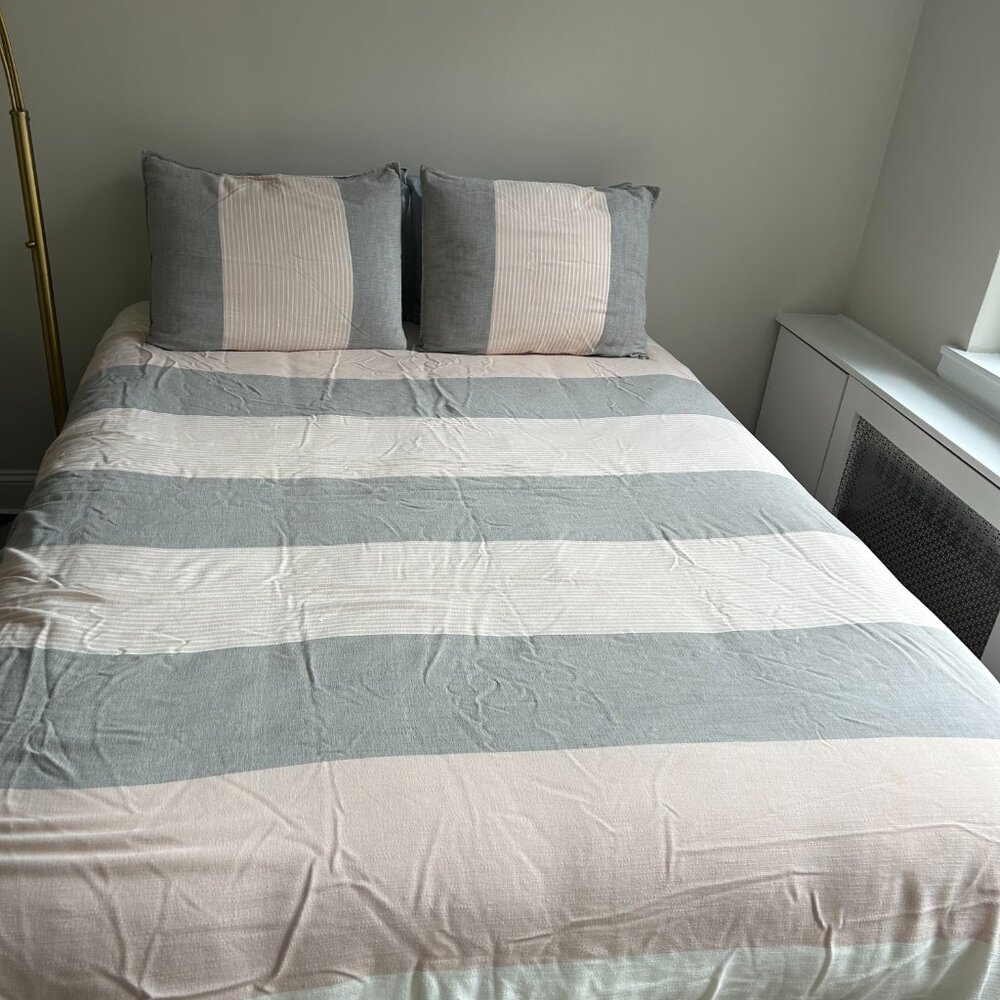 Ugg Duvet Cover and 2 Pillows Set - Picture 2 of 7